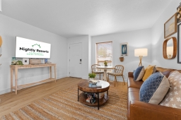 Enjoy our spacious living room equipped with complimentary Wi-Fi, Amazon Fire TV, and streaming services like Hulu and Netflix. The ideal space to relax and catch up on your favorite series!
